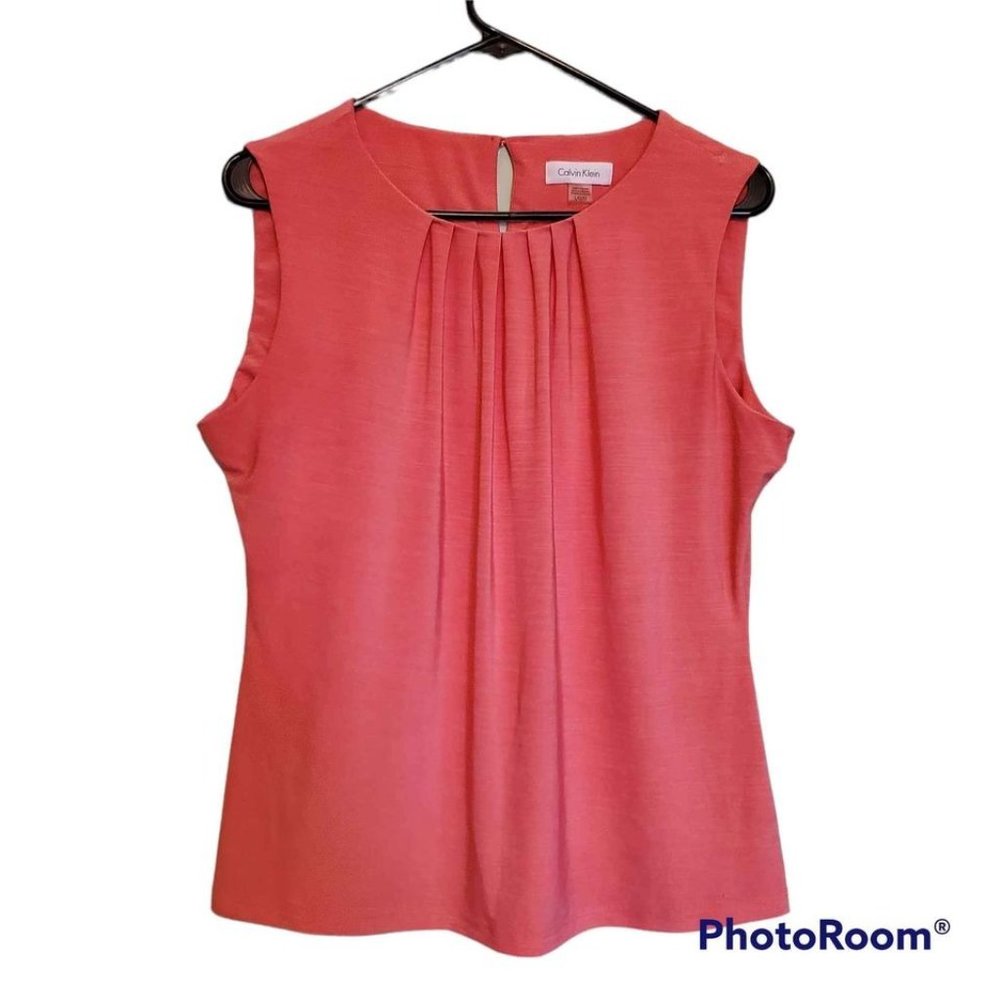 Sleeveless Blouse Large